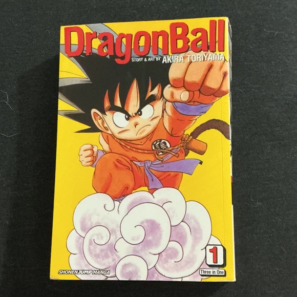 Dragon Ball Manga Volume 1 with Red and Black Cover - Picture 2 of 2